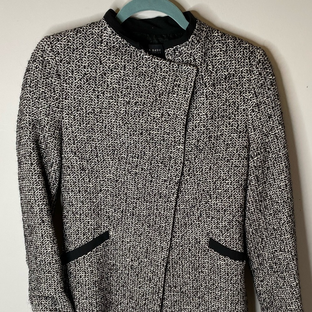 Zara Sz Medium Black Basic Button Up Jacket - image 2